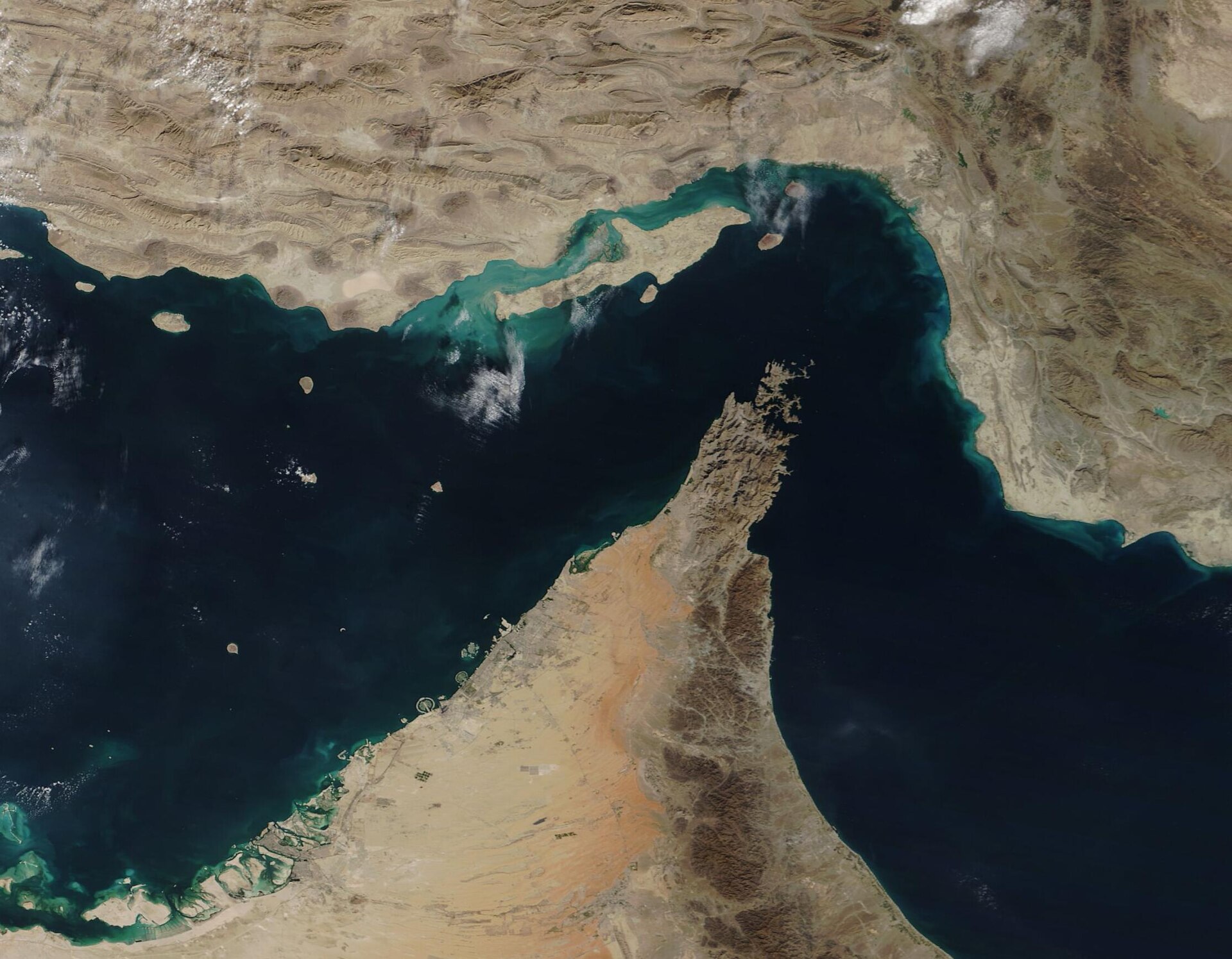 Satellitenbild der Straße von Hormus und der Musandam-Halbinsel